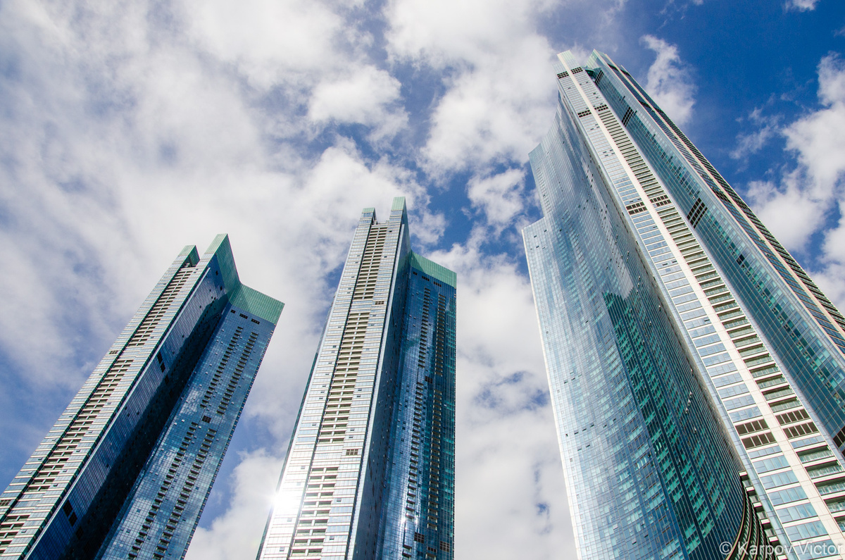 Небоскрёбы Пусана возле пляжа Хёндэ