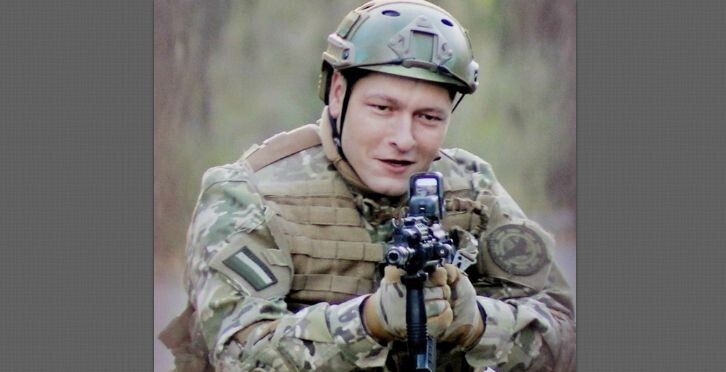 Сериал "Морские дьяволы" принёс ему известность