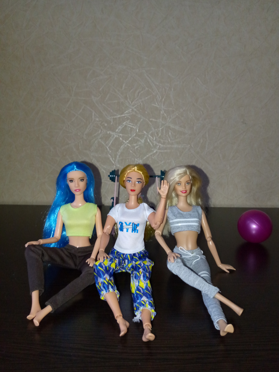 Шанталь, Ариша и Анита.