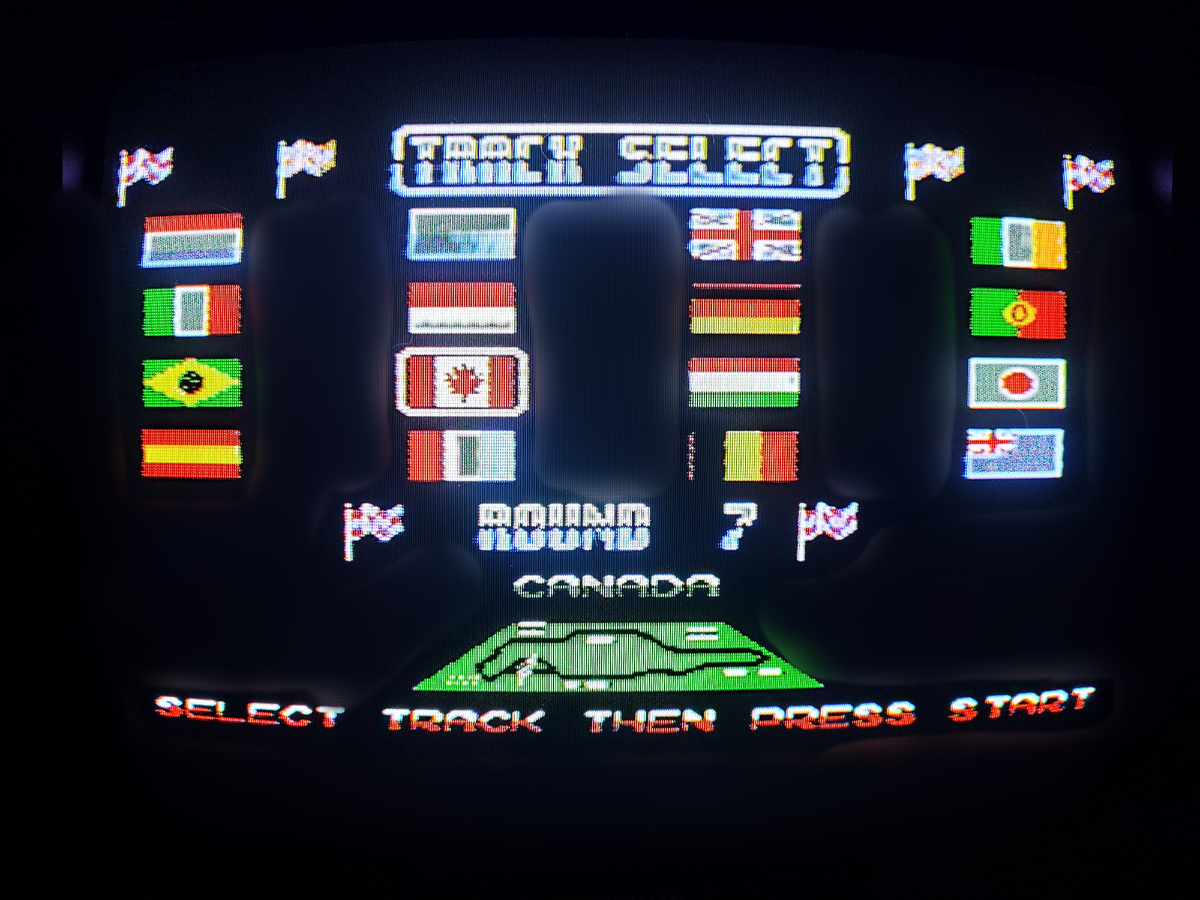 Фото сделаны мной. На фото игра Nigel Mansell’s World Championship Challenge. Оригинал игры "Nigel Mansell’s World Championship" был разработан"Gremlin Graphics " и издан "Gremlin Graphics", "GameTek " в 1992г. для Super Famicom. Фото демонстрирует начальную заставку игры, а так же общий визуальный фон игры. Подробнее об этом рассказано в статье. Все материалы принадлежат правообладателям и размещены исключительно в информационных целях.