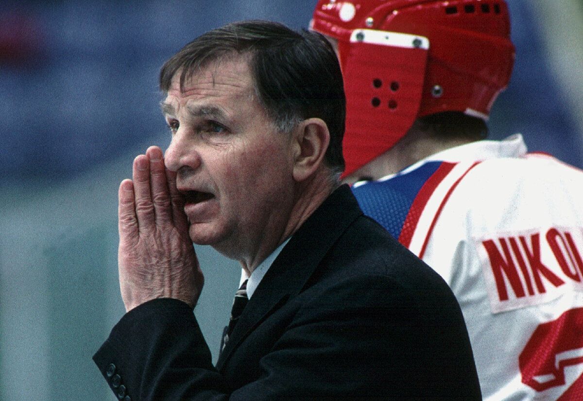 Тихонов на мостике