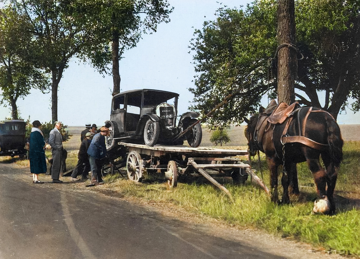 Эвакуатор на трассе Париж – Довиль, 1927 год