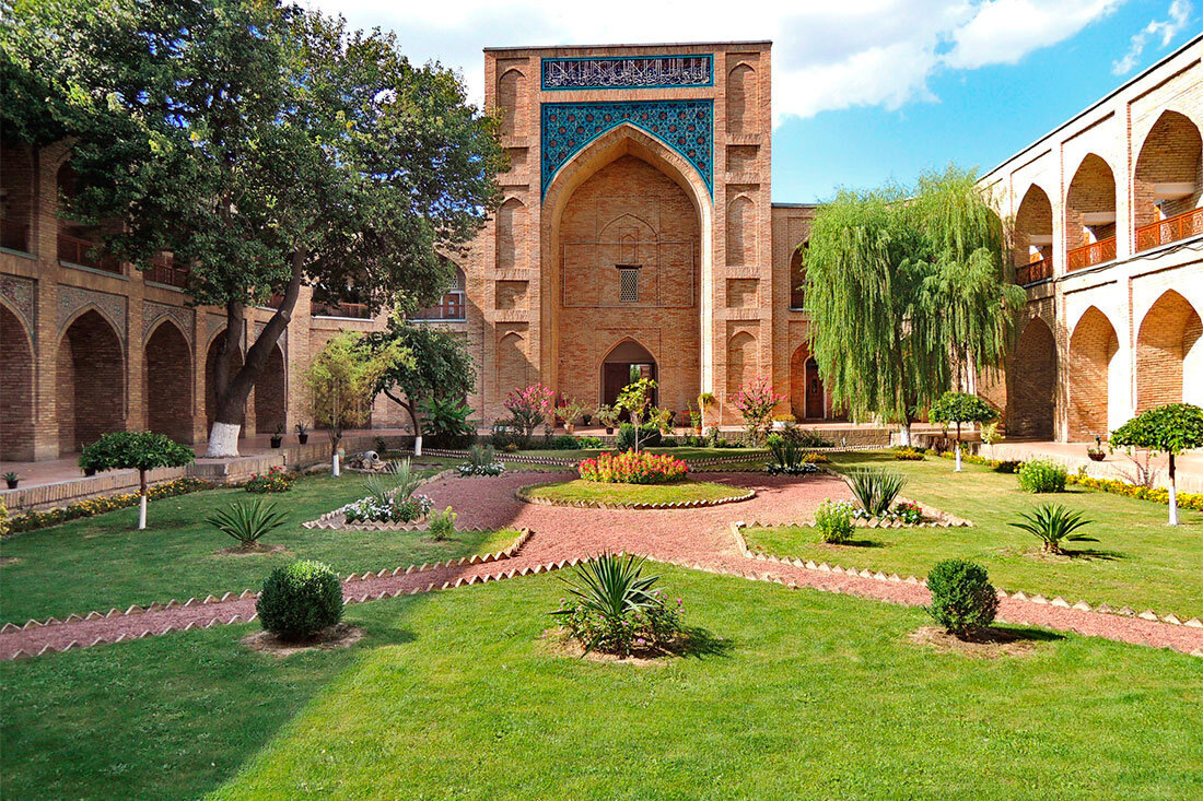 Зимой конечно выглядит менеее красиво