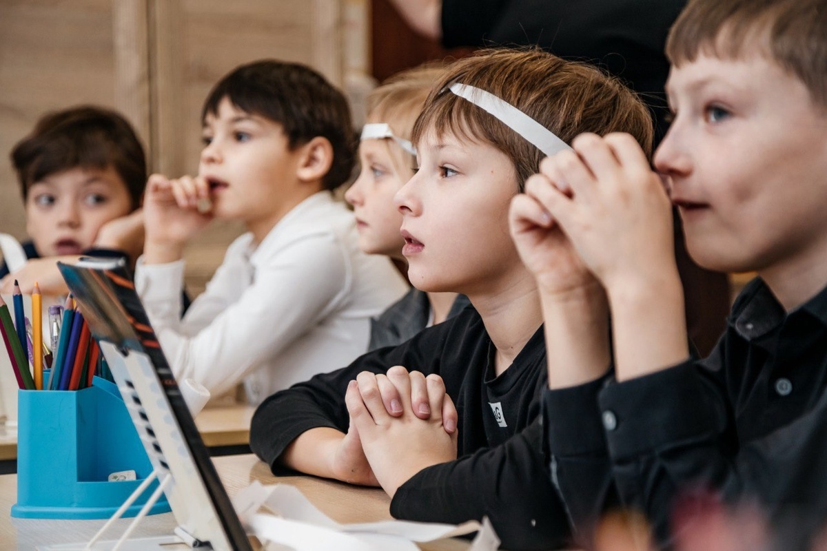 Фото: Ломоносовская школа