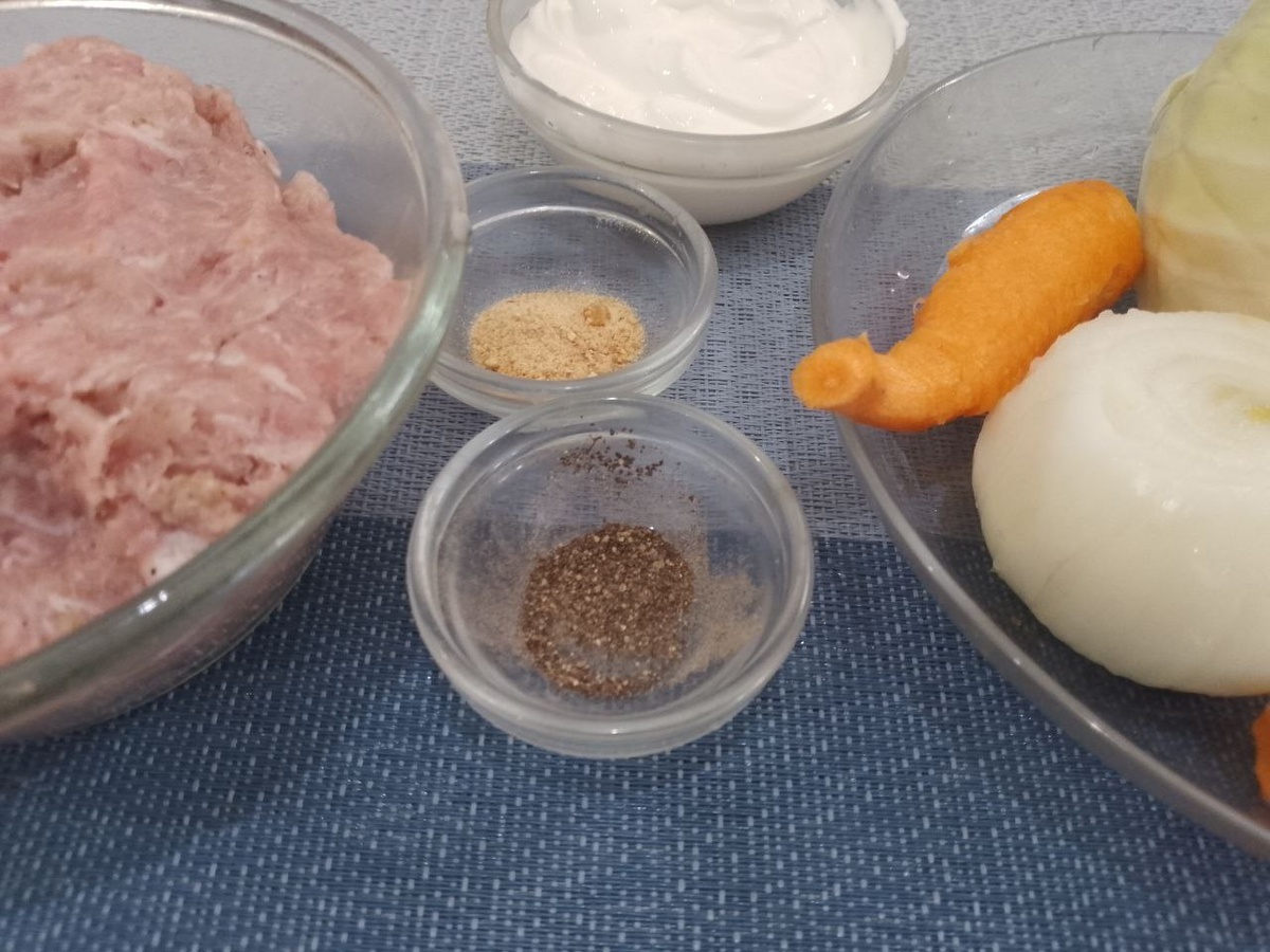 Ингредиенты для приготовления тушеной капусты