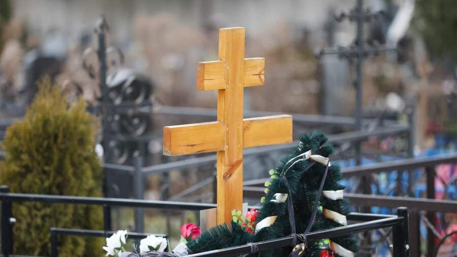 Родительские субботы в 2025 году: как правильно поминать усопших в родительский день