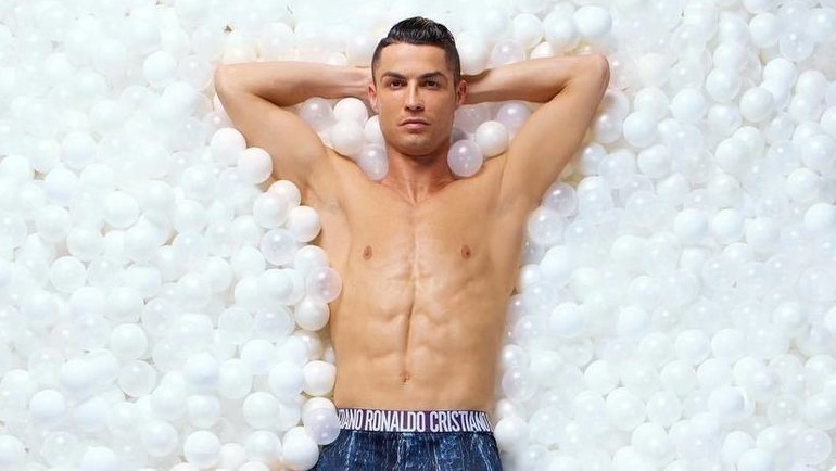    Личный аккаунт Криштиану Роналду соцсети
