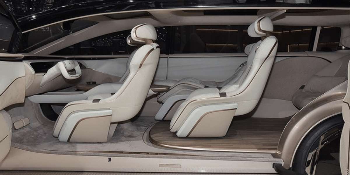 Большой салон в Chery Exeed/Xingtu E08