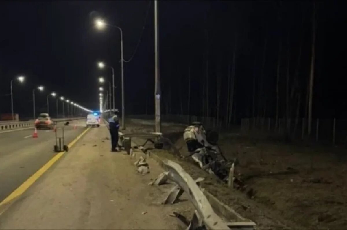    Во Владимирской области водитель и пассажир «Мерседеса» скончались в ДТП