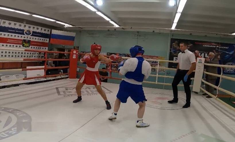 Первенство по боксу у девушек открылось в ДВФУ во Владивостоке