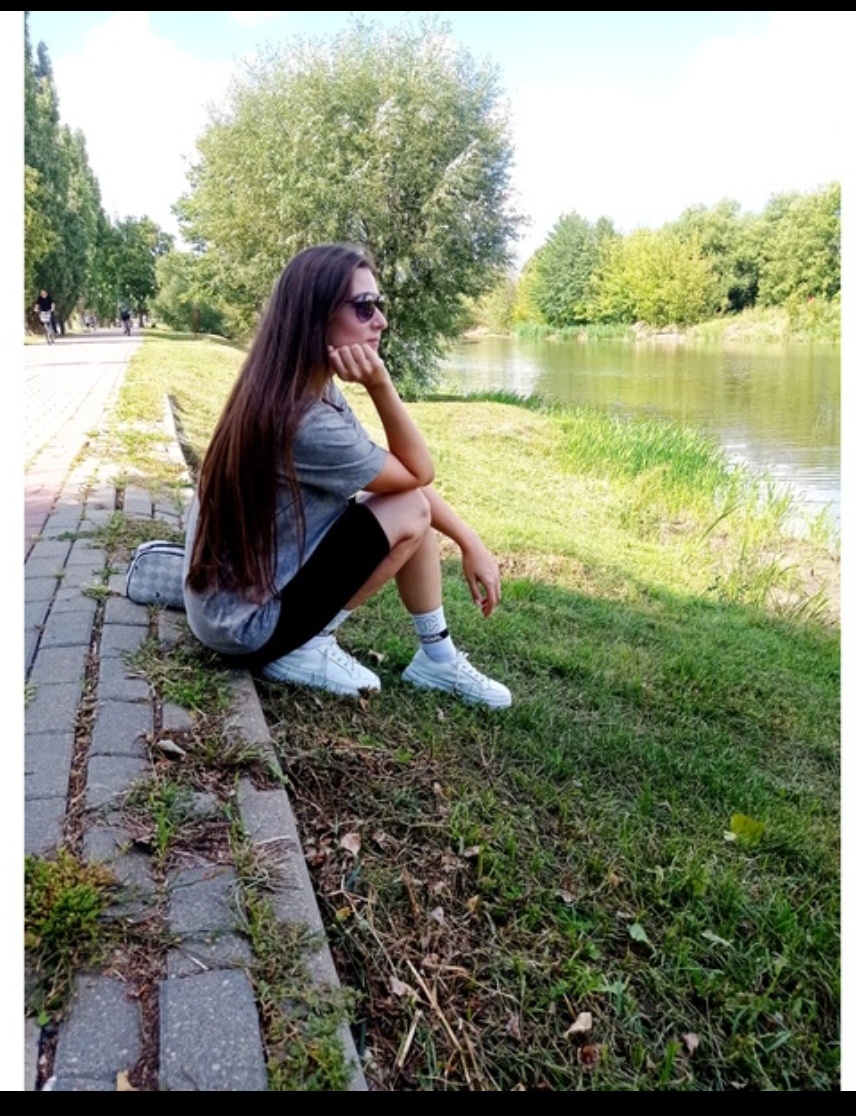 Ну не красота вокруг, а? Раньше когда мне говорили "смотри как красиво" Я не понимала "а где красиво-то" Ох, а с годами ударяешься в философию и ценишь каждую травинку.)) 