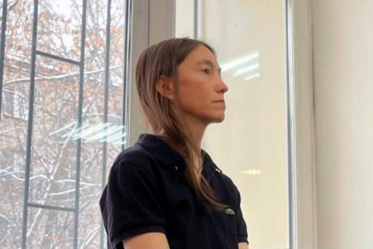    Алсу Габдулхаева инвестировала в один из продуктов, а затем перевела все средства на кешбэк. Общая сумма вложений составила 177,5 тыс. рублей. Деньги, которые она вложила в платформу, были частью ее собственных накоплений, а точнее, декретных выплат, которые она получала на предыдущей работе.   
Фото: Альбина Фархутдинова