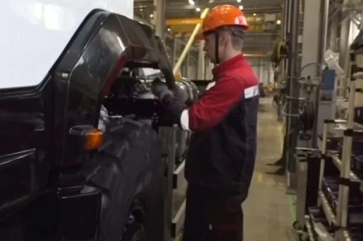    В Петербурге запустят серийное производство грузовых автомобилей БАЗ