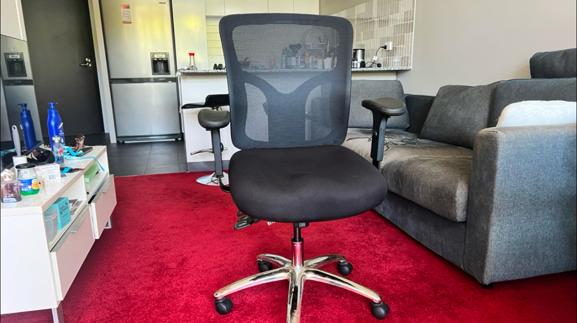 Стул с улицы