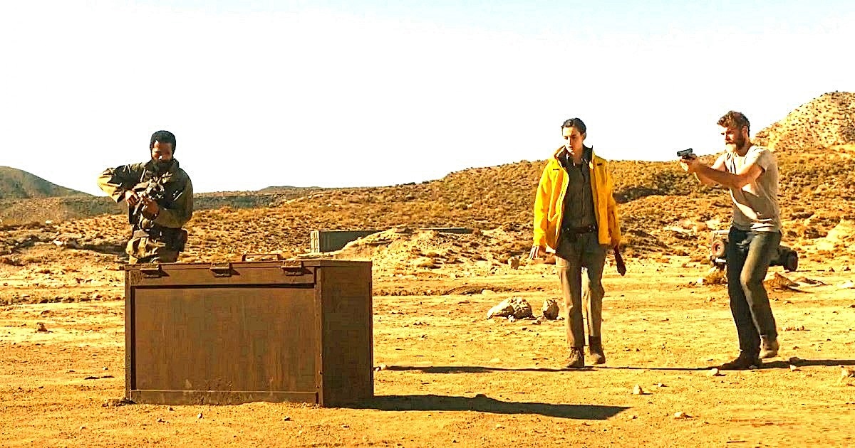 - Ну что, открываем ящик, или сначала дежурная шутка про Якубовича будет? 