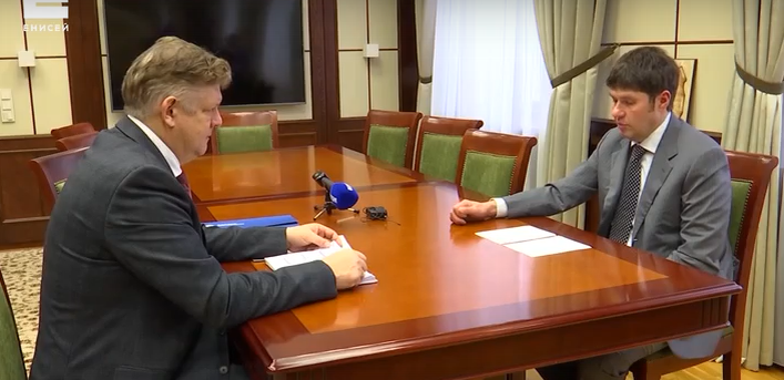     Полномочный представитель президента в СФО Анатолий Серышев обсудил итоги работы налоговых органов Сибири