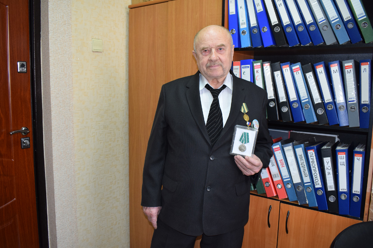 Он получил юбилейные медали за строительство БАМа