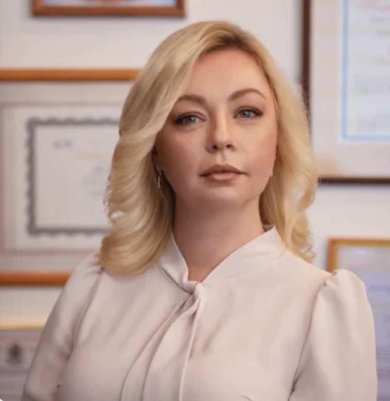 Главный внештатный педагог-психолог по ДФО, генеральный директор Хабаровского центра развития психологии и детства «Псилогия». Опыт работы — 18 лет