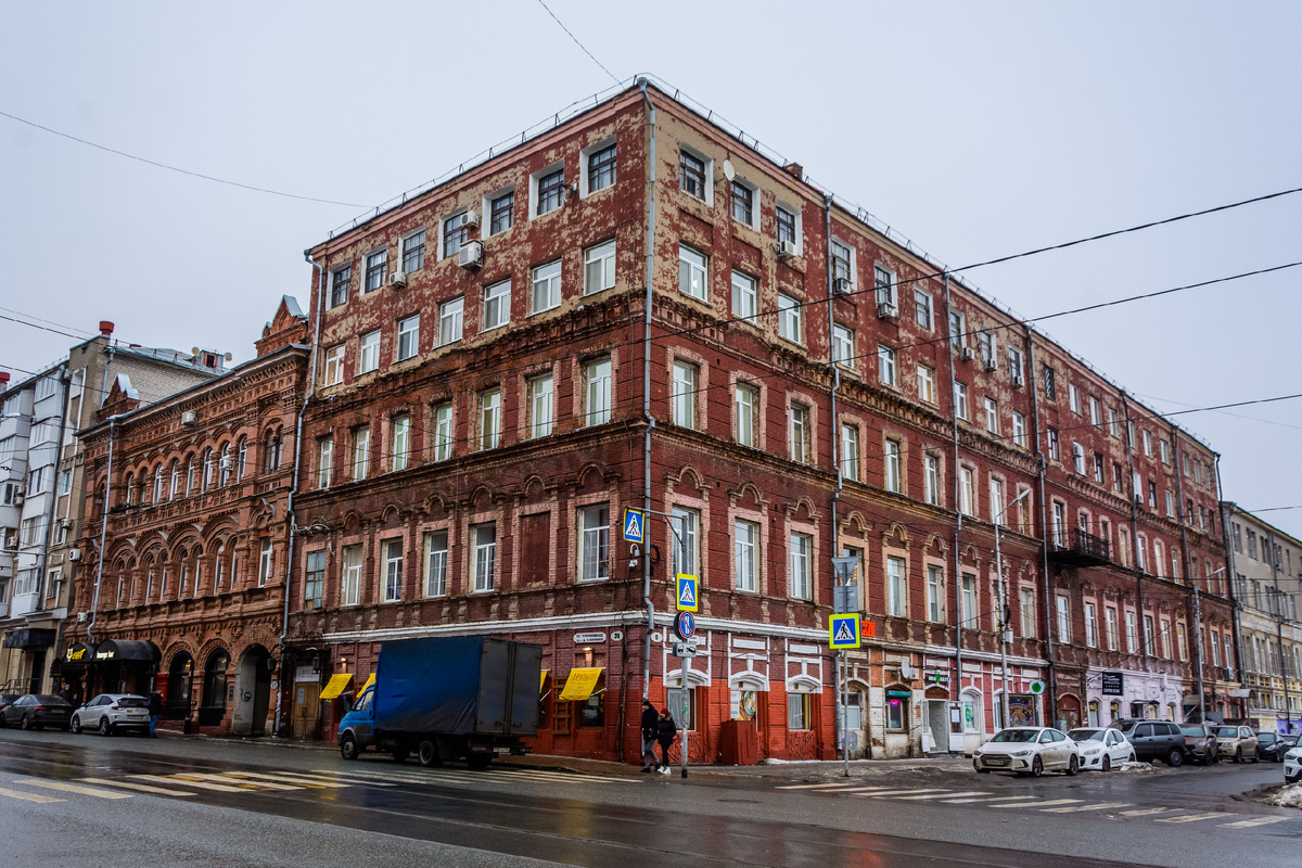 Высоцкого, 8 / Галактионовская, 39