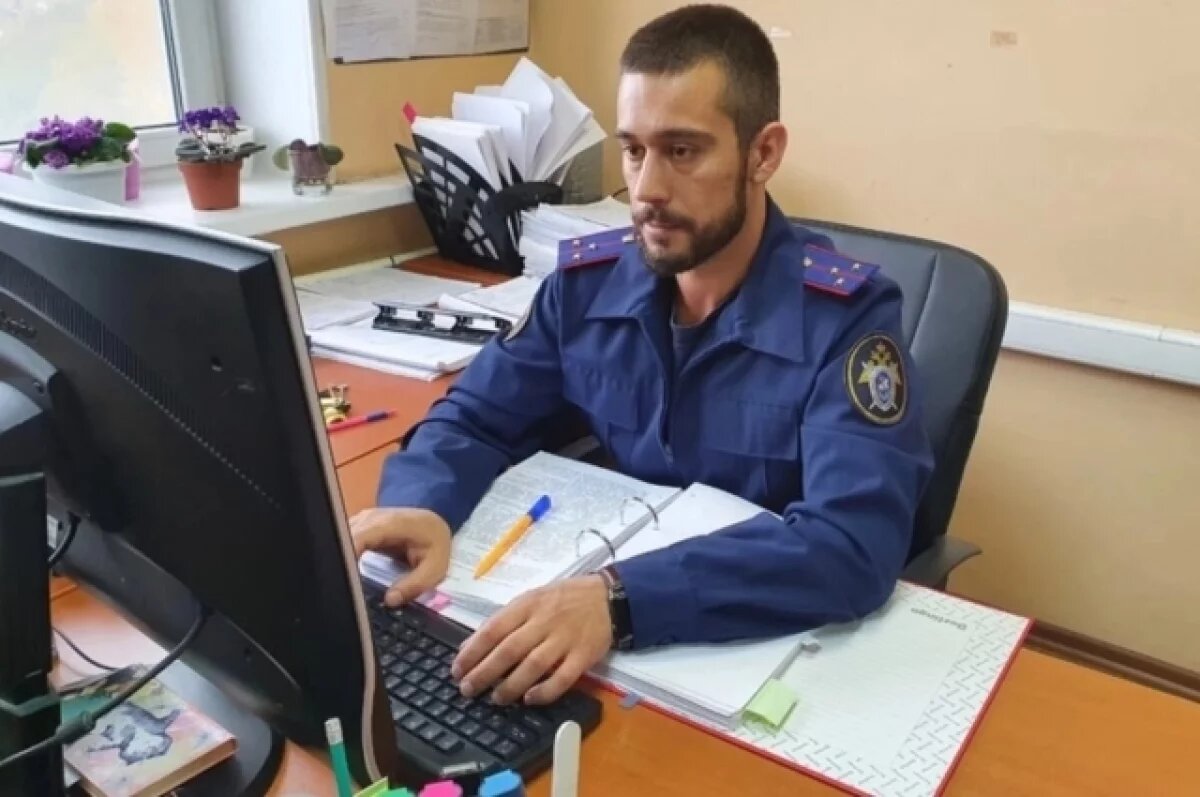    Камчатские следователи начали проверку по факту курения вейпа школьницами