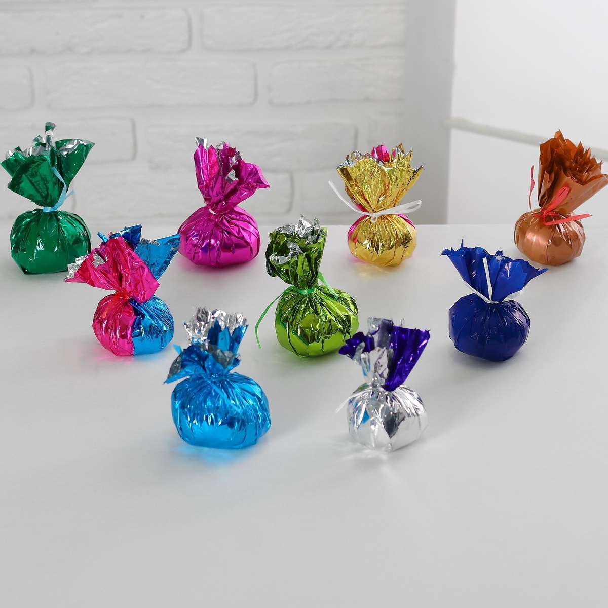 Цветовая гамма грузика может меняться в зависимости от ваших пожеланий, а также в зависимости от наличия шаров на складе.