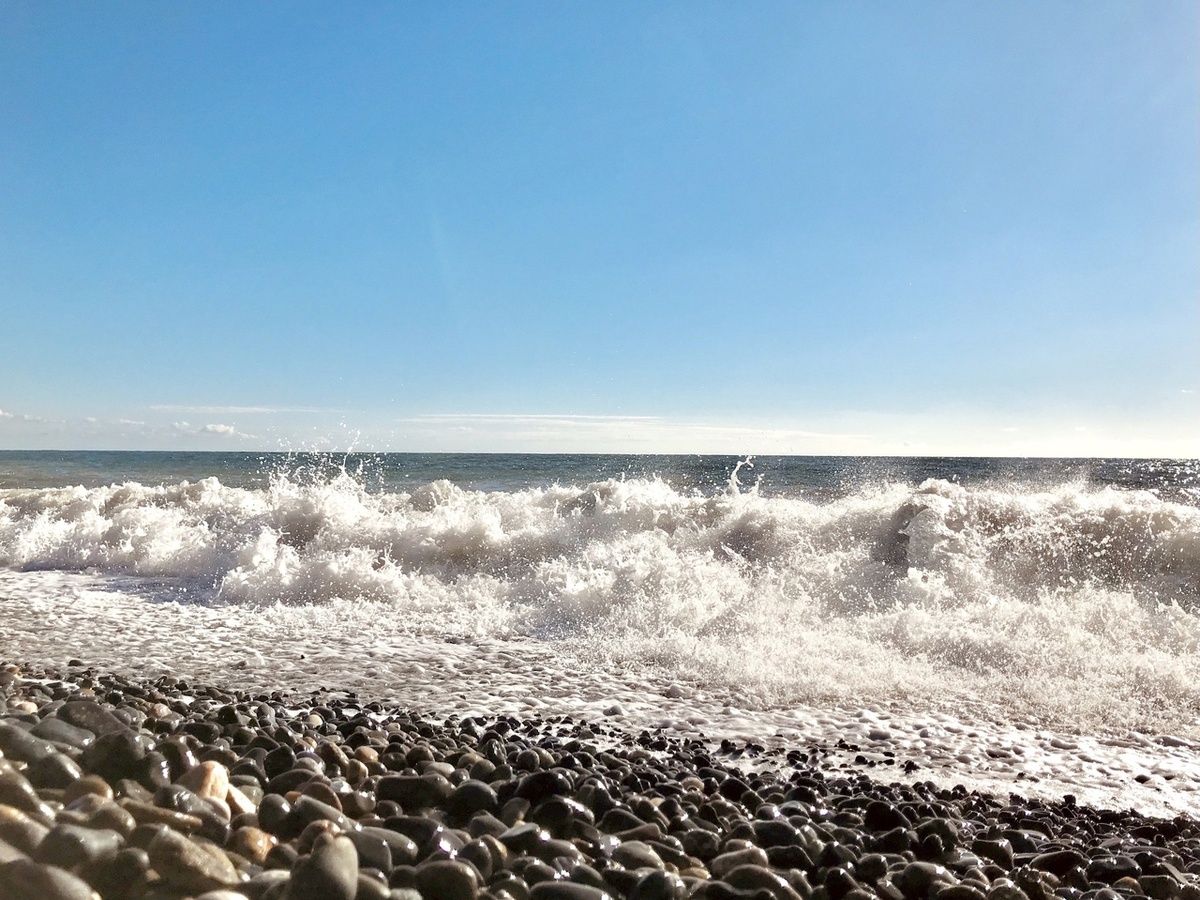 Фото автора. На море в последние дни нашаго отдыха был шторм.
