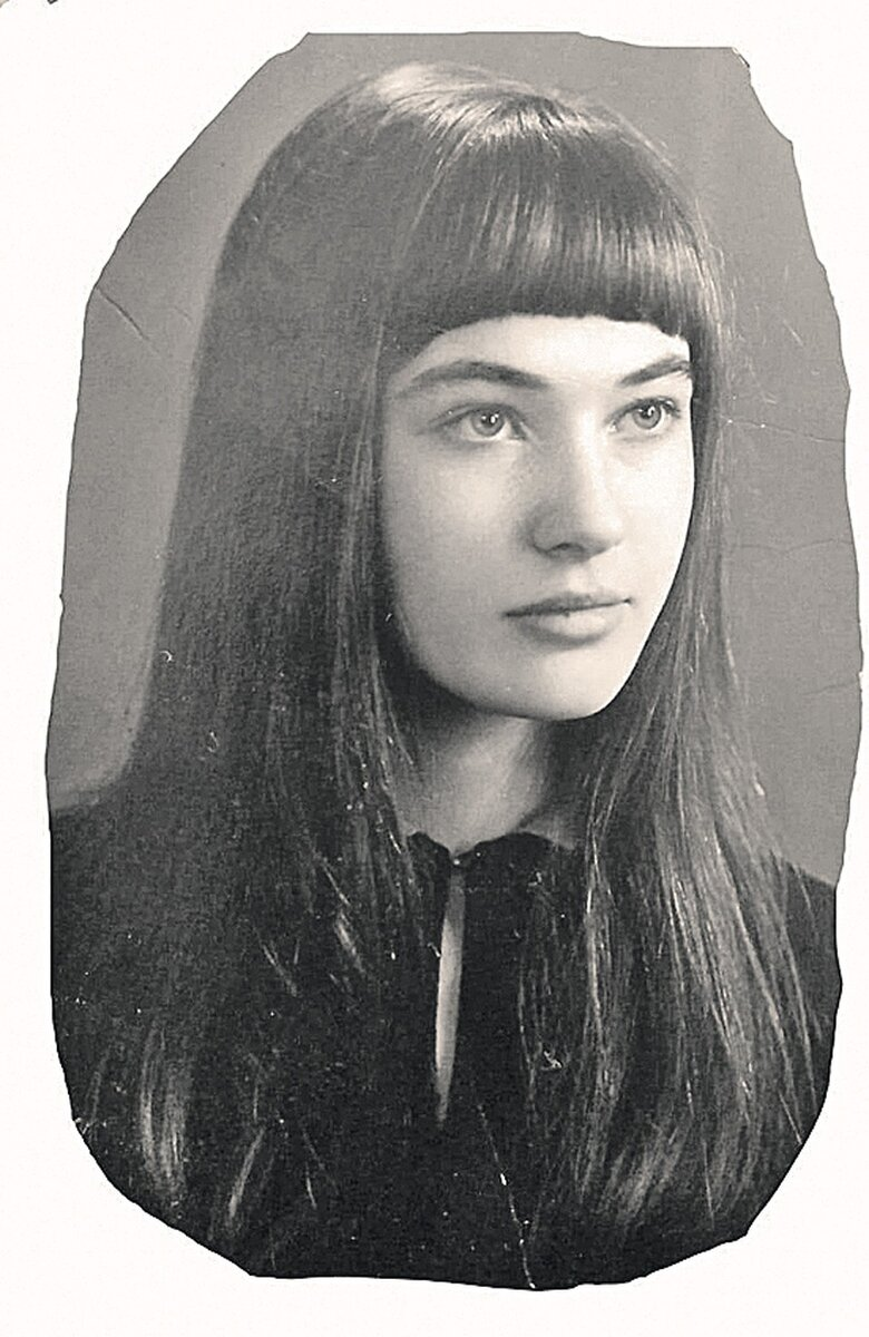 Лариса Гузеева в молодости