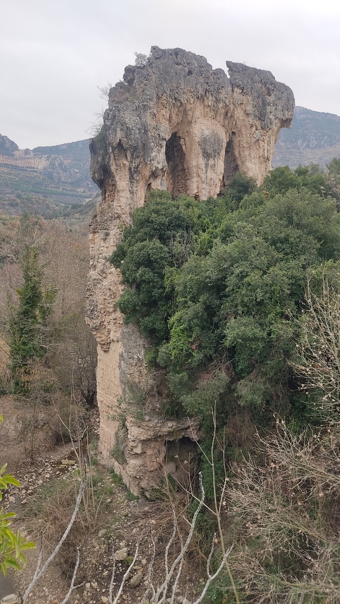 То, что осталось от акведука на сегодняшний день.