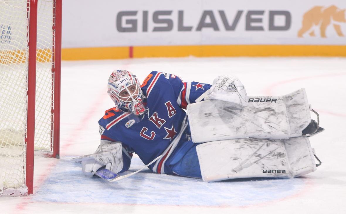 Вратарь дырка из команды "Решето". фото: каритнки яндекса.