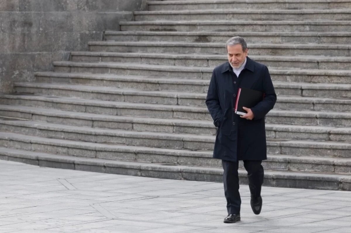    Глава МИД Ирана Арагчи заверил, что Тегеран остается привержен ДНЯО