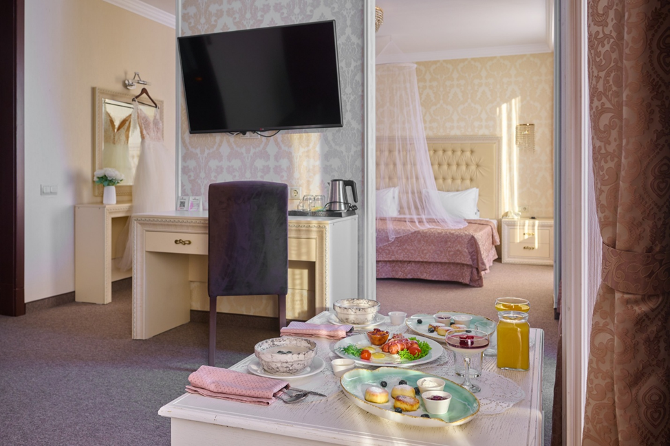 Номер для молодожен в отеле Carat Краснодар