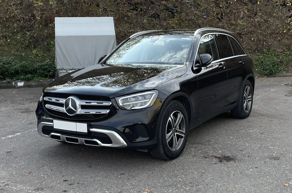 Свежий Mercedes, который обошелся под ключ в Москве дешевле, чем местные авто.