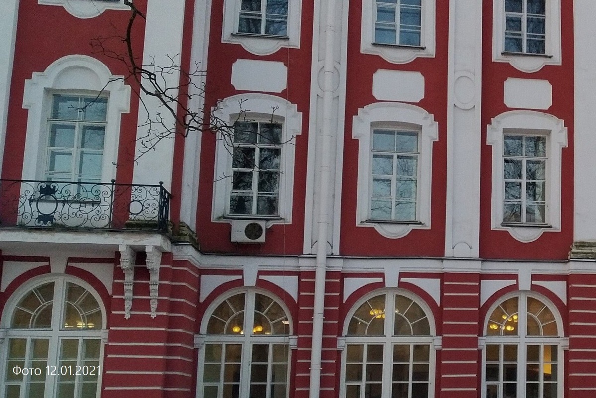 фотофиксация самовольного размещения внешних блоков кондиционера