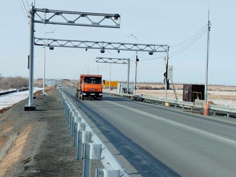    На трассе Орск-Домбаровский-Светлый заработал новый пункт весового контроля Андрей Севостьянов