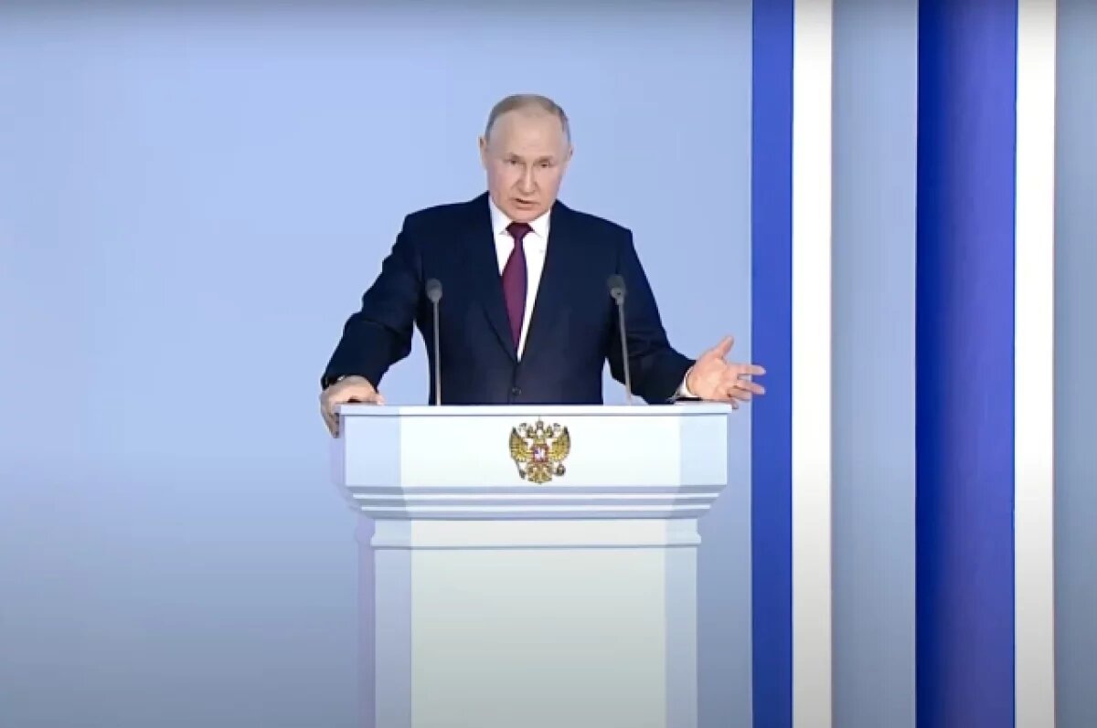    Политолог Лобойко: послание Путина может повлиять на переговоры РФ и США