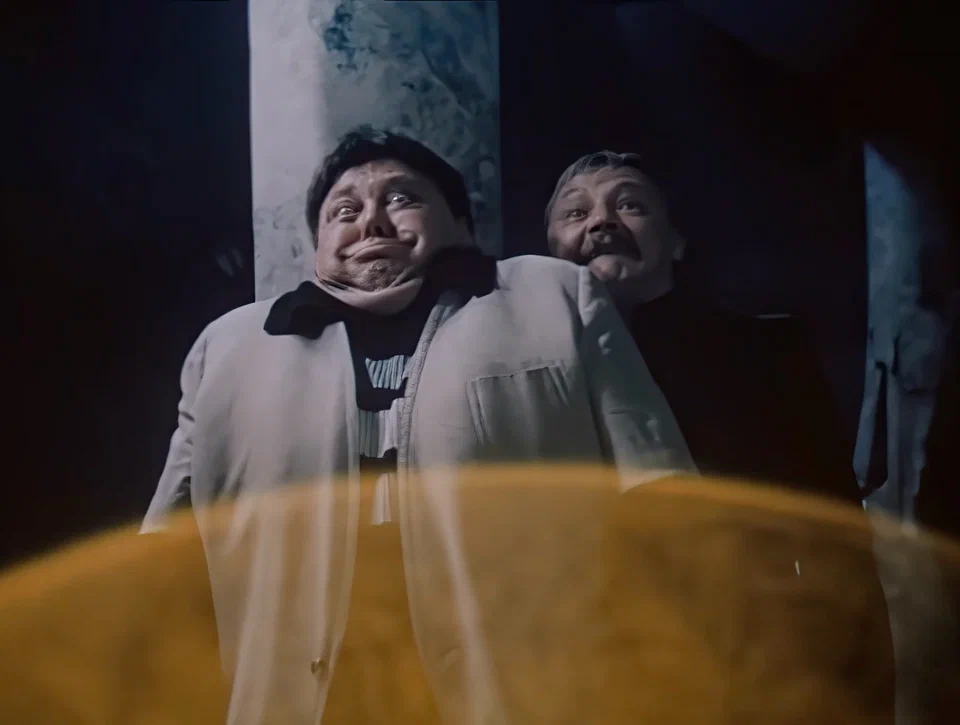 Михаил Кононов в фильме «Гостья из будущего», 1984