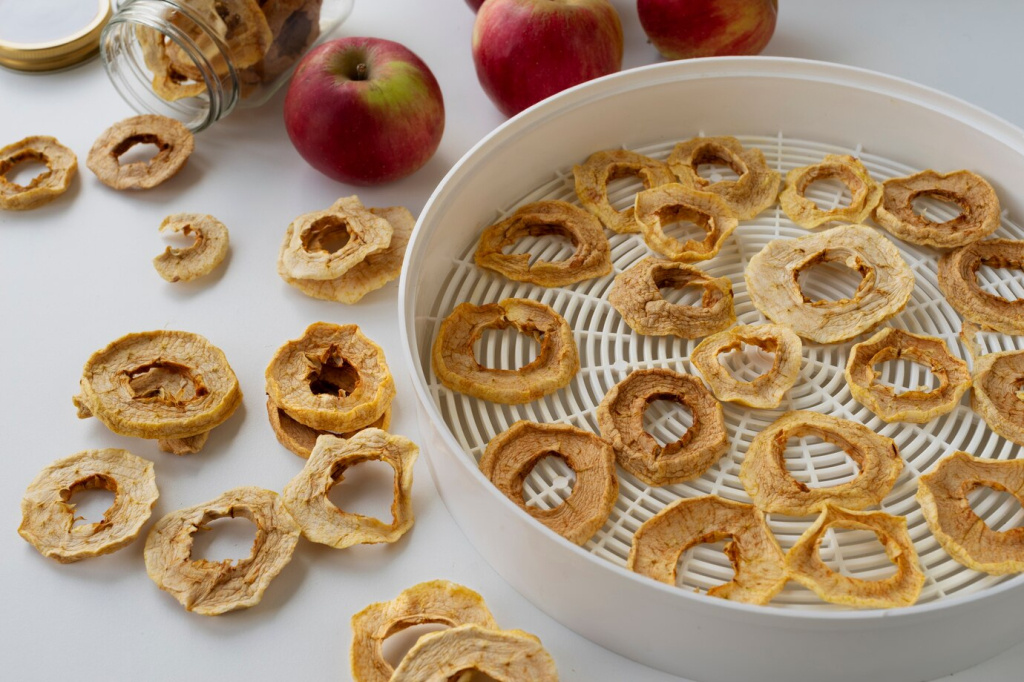    Югорчанки наладили производство сухих продуктов для бойцов СВО