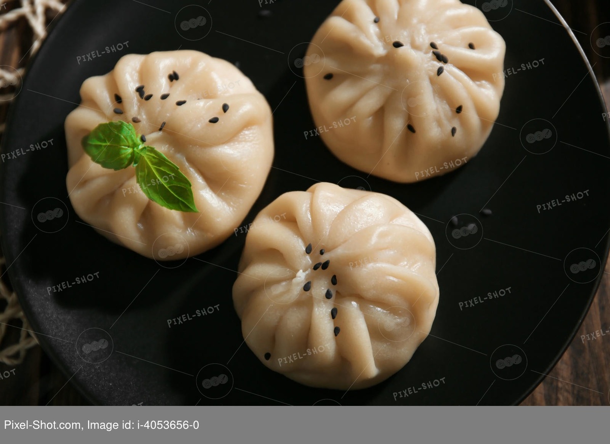 Тарелка с пельменями Баоцзи 