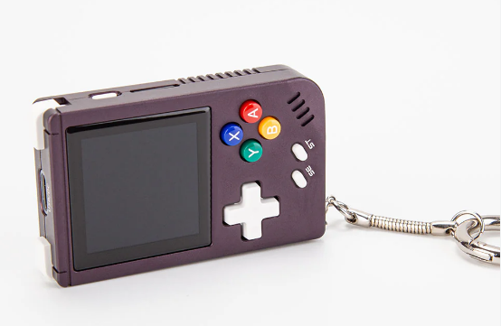 Будущее наступило: теперь даже брелки для ключей тянут игры!