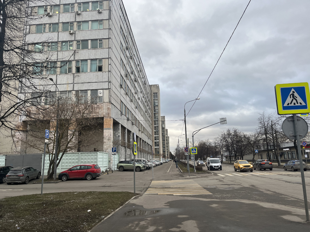 начало промки, вид на лодочную улицу