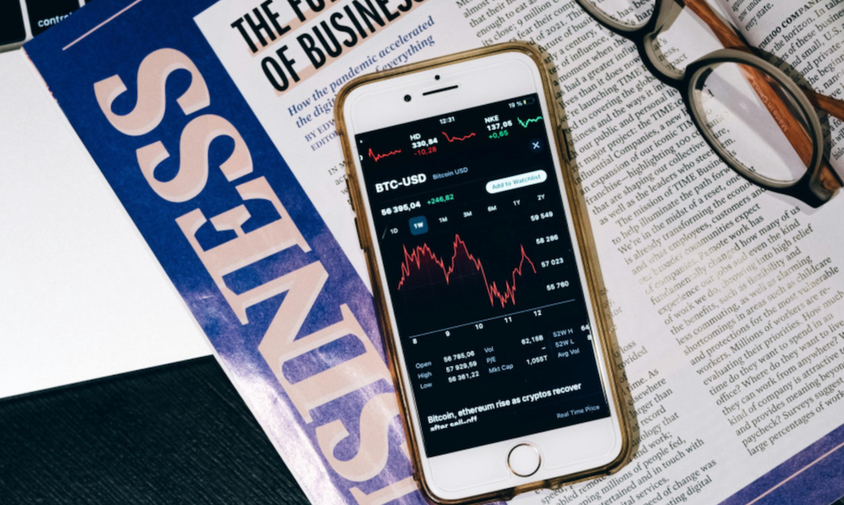 Почему важно следить за новостями в крипте?