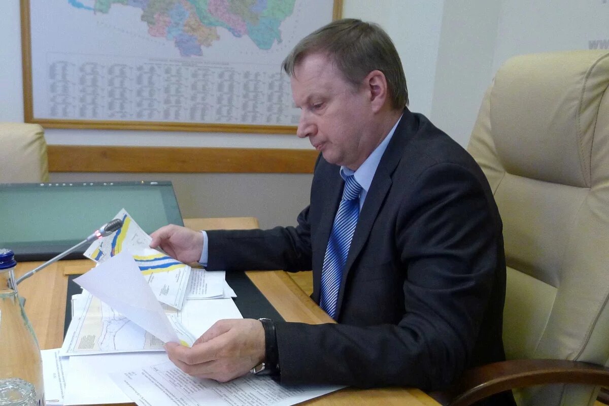    СМИ: Замгубернатора Ростовской области Вадим Артёмов уходит в отставку