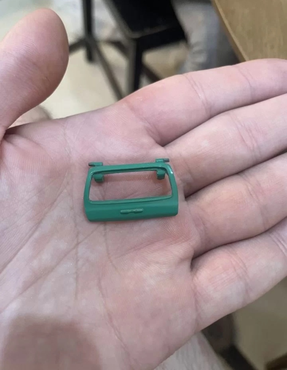 Рука продавца, надеюсь это не запрещено правилами