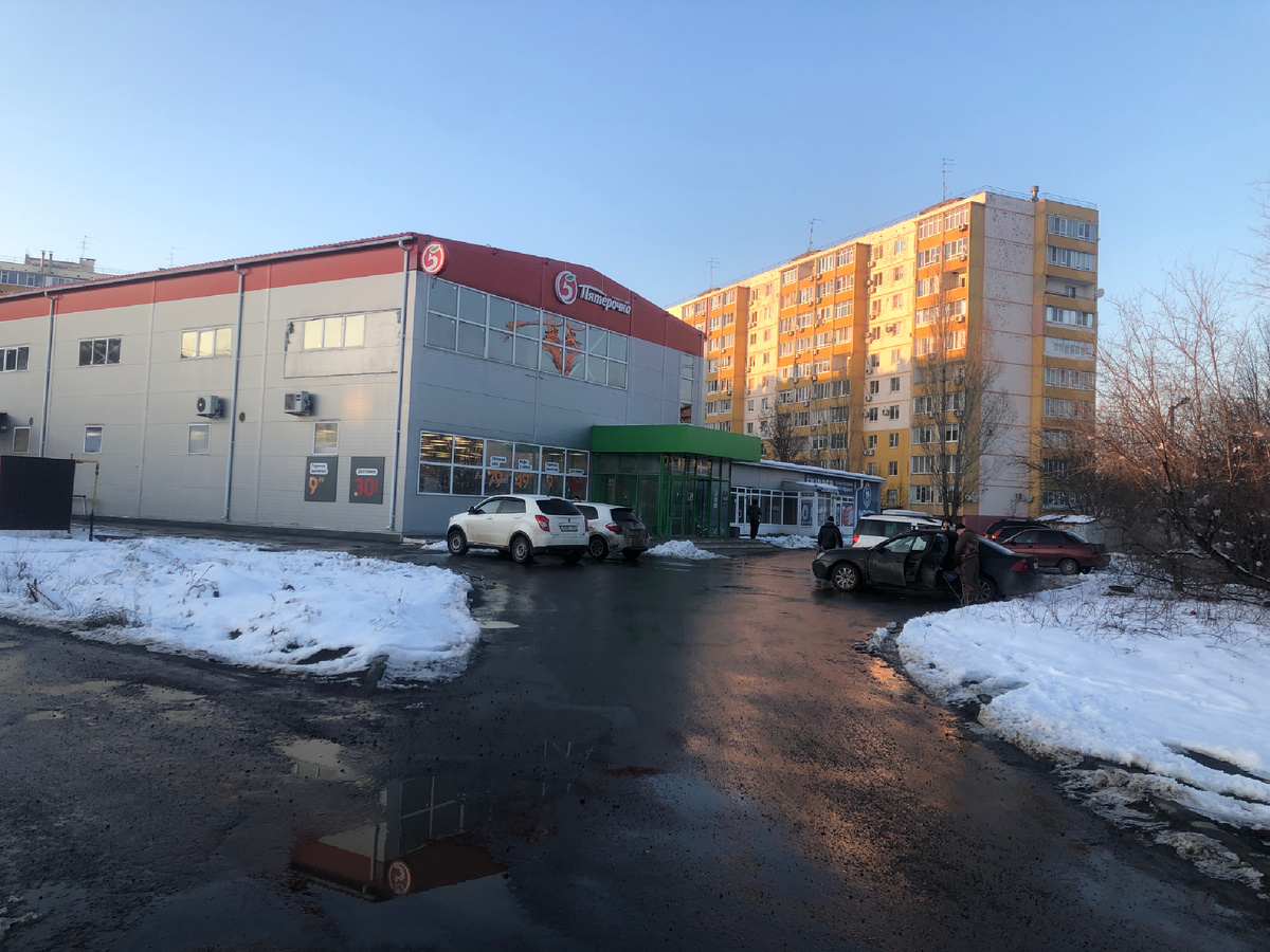 Азов, Объездной, 14в, магазин "5"