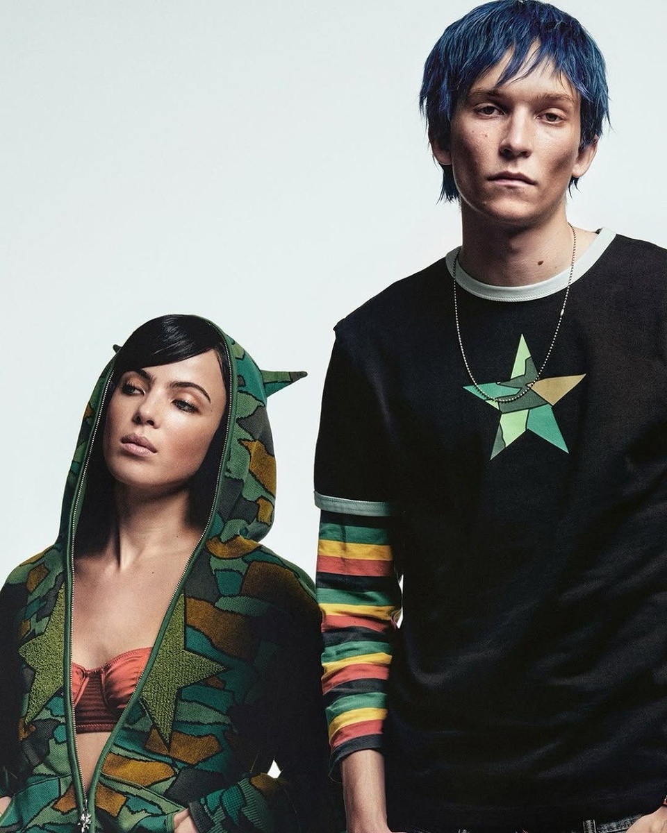 Heaven by Marc Jacobs и Gorillaz: новая капсула в духе 90-х  