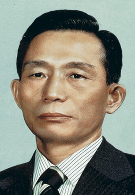   Президент Южной Кореи Панк Чон Хи с 1963-1979г.