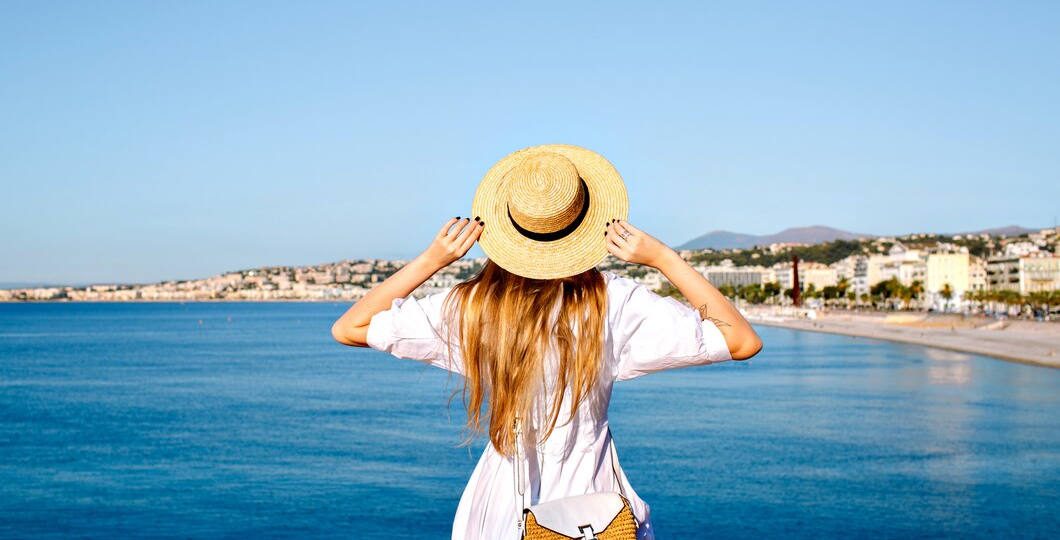 Почему туристы рванули на Азовское море? Двойной рост спроса на отдых в 2025 году