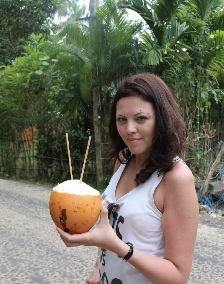 А вы любите 🥥 молоко?