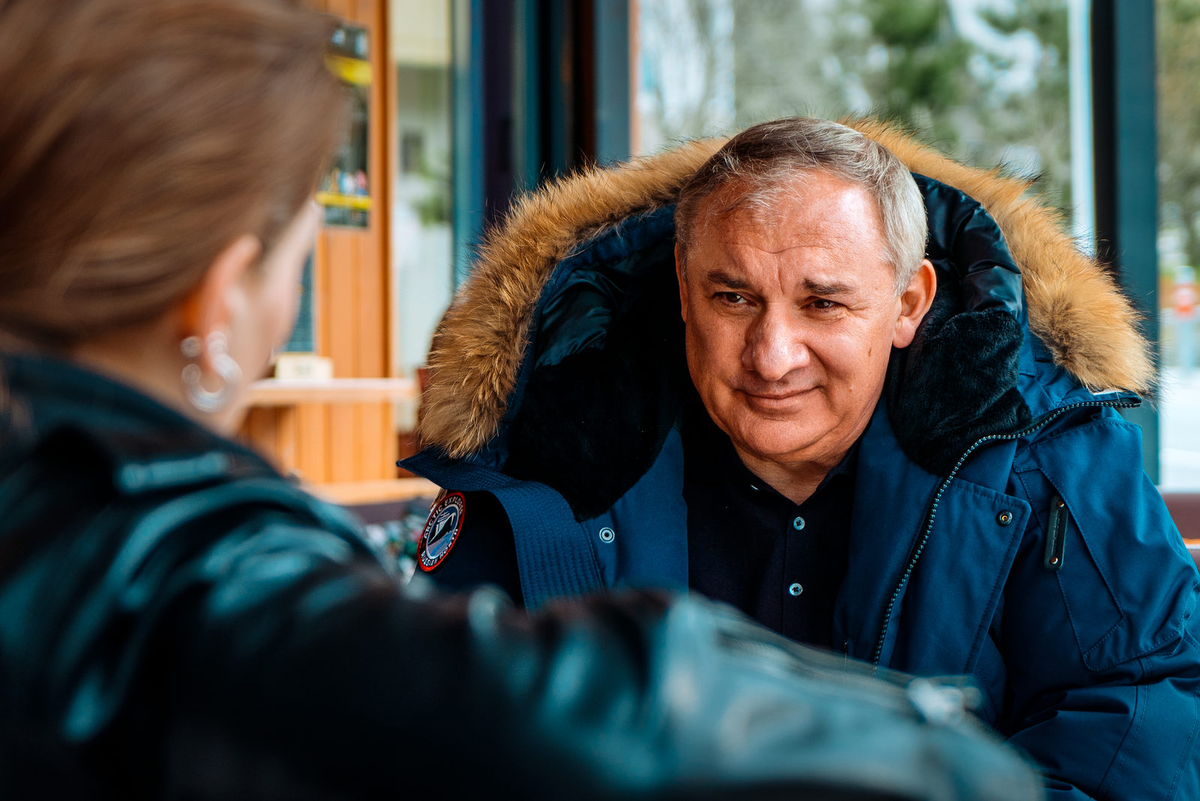 Кадр из сериала “Красная Поляна” 