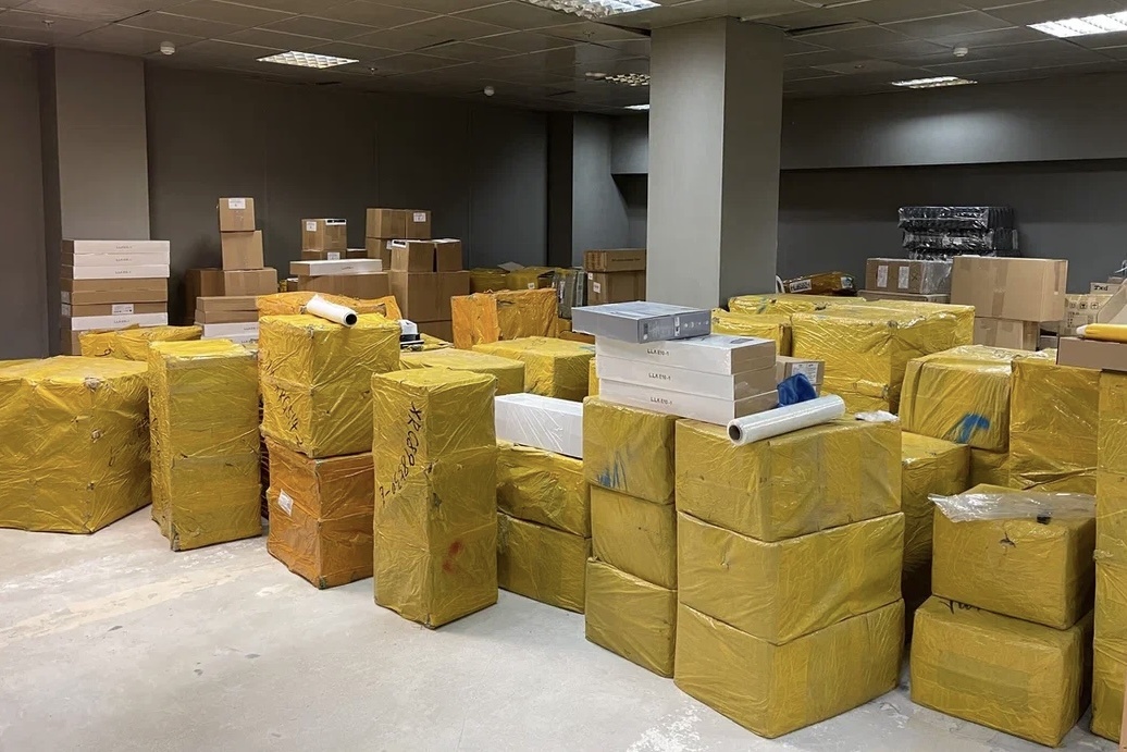 Склад фулфилмент-центра FastFull